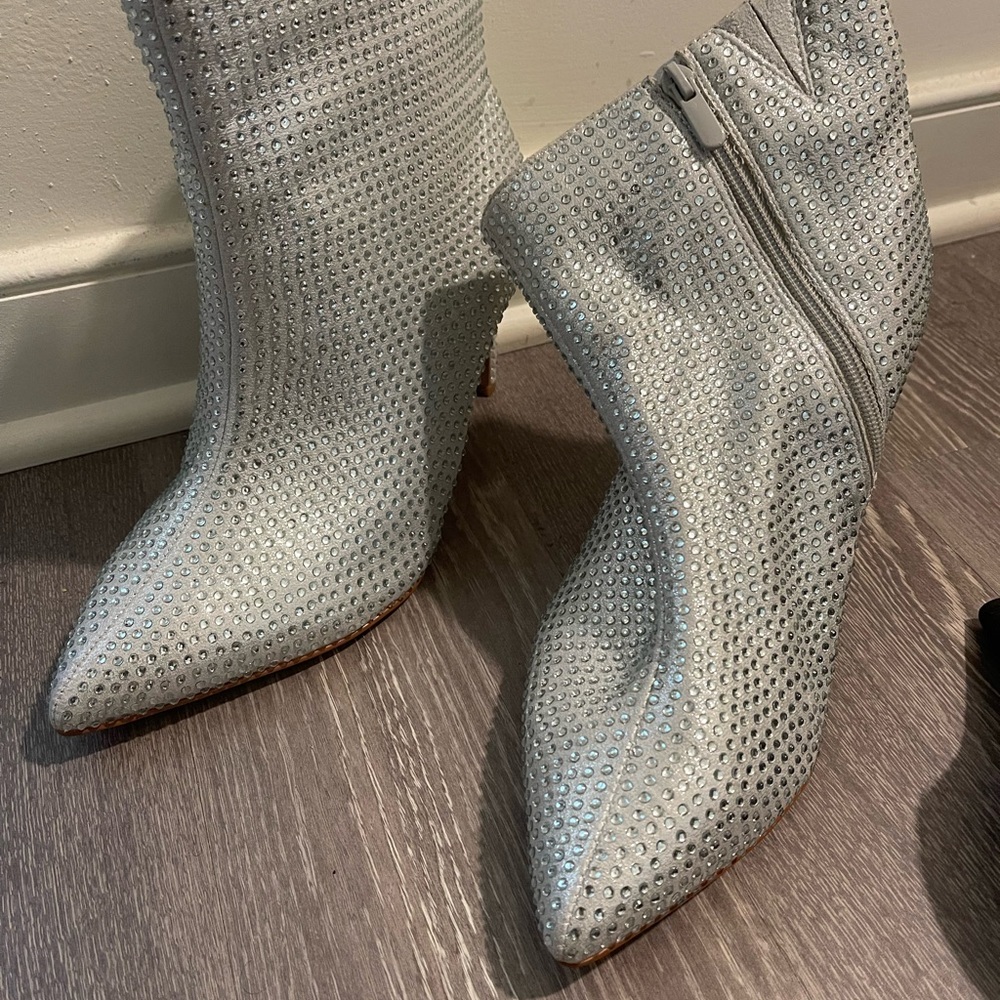Torrid Silver Textured Heeled Boots with Pointed Toe (rhinestones)